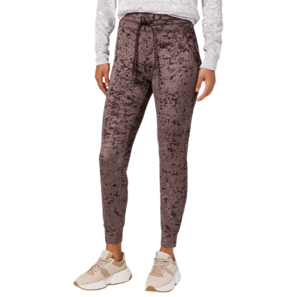 Lululemon Ready to Crush Jogger - French Press - Size 4